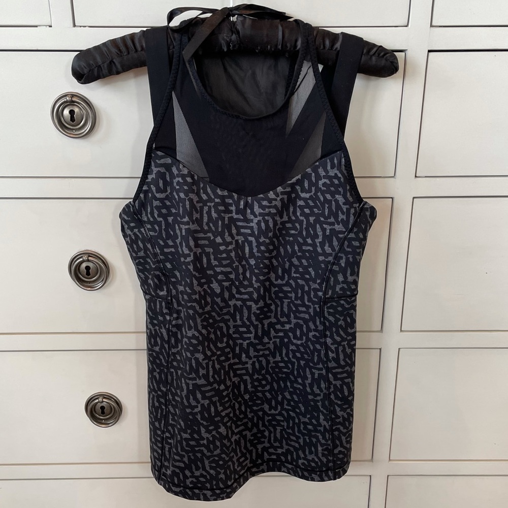 LULULEMON black print mesh insert tank top
